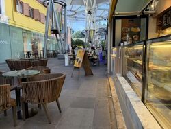 River Valley Road (D6), Retail #577092891
